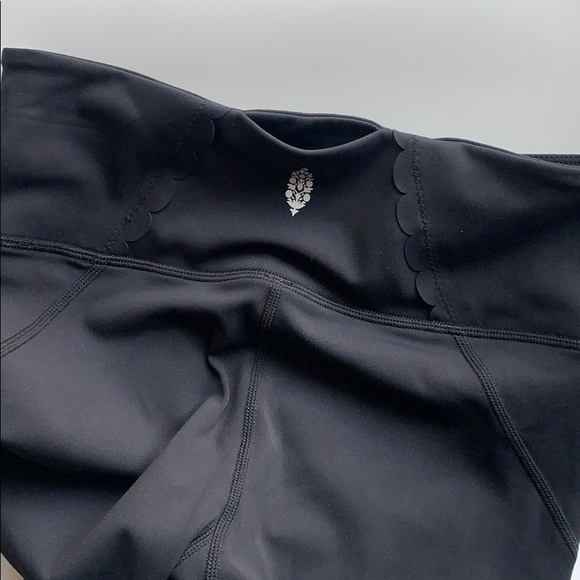 FP Movement Genesis High Waisted Crop Leggings - Picture 4 of 8